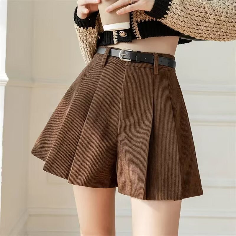 Corduroy Pleated Slim Casual Wide-leg Shorts Women