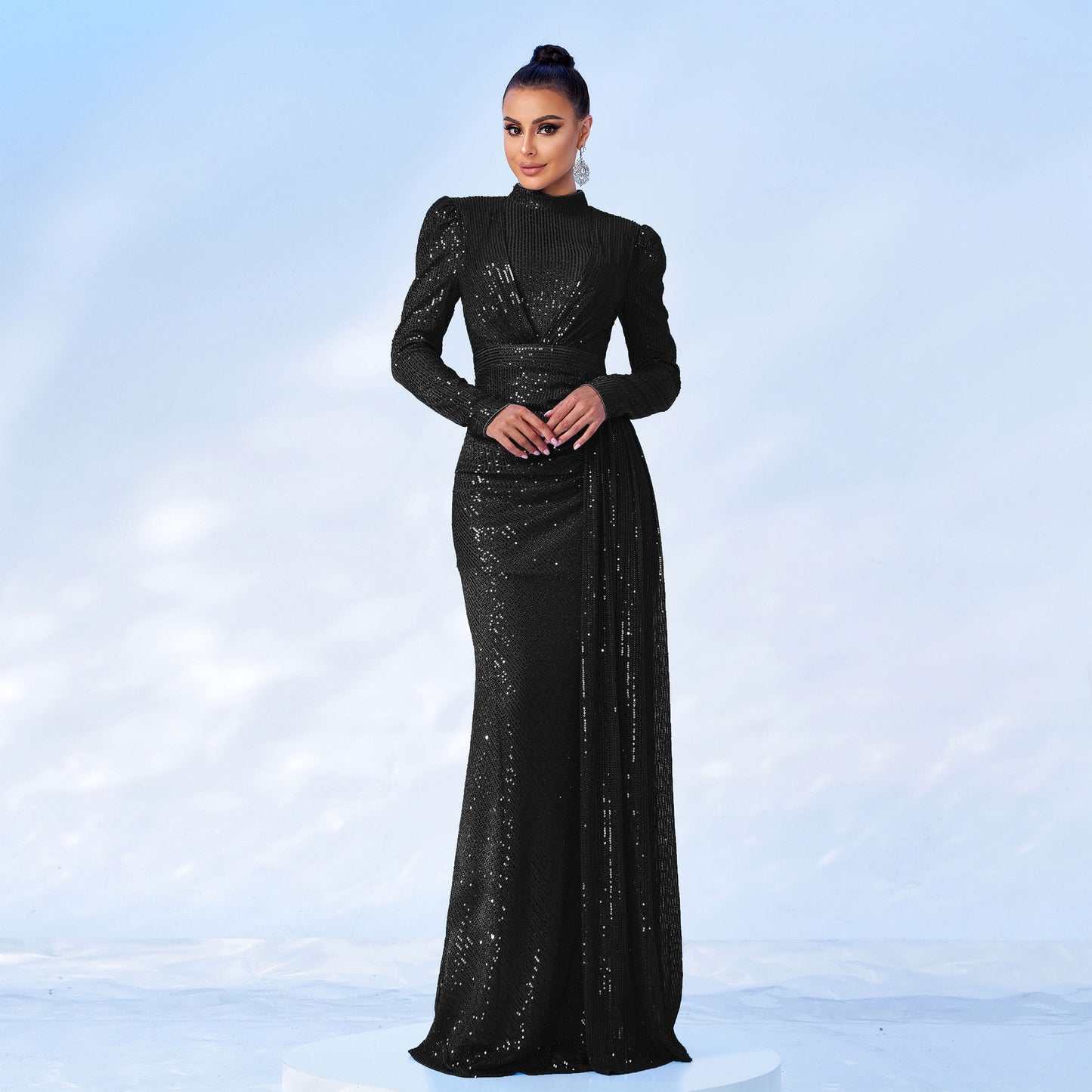 Long Sleeve Round Neck Sexy Slim Long Sequined Banquet Dress