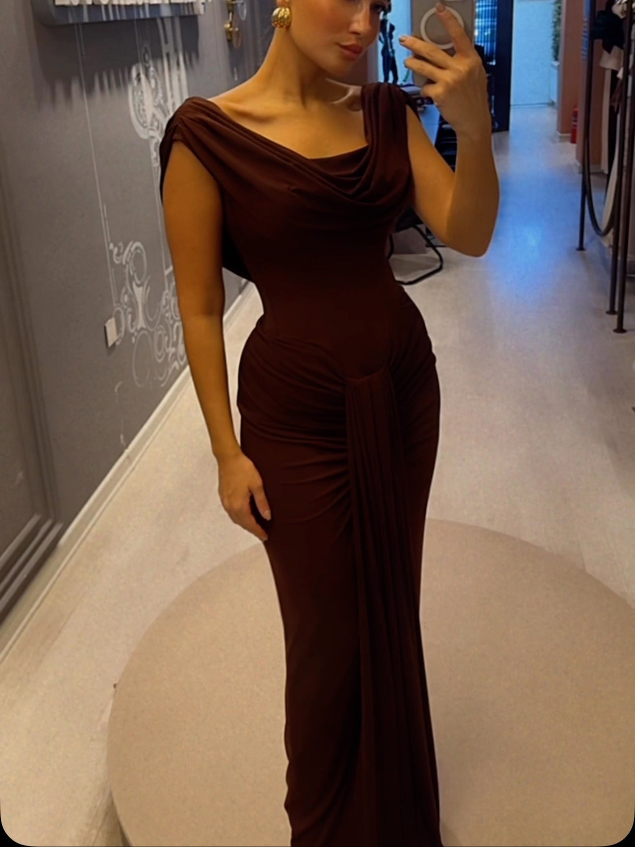 Brown Swoosh Collar Sleeveless Maxi Dress