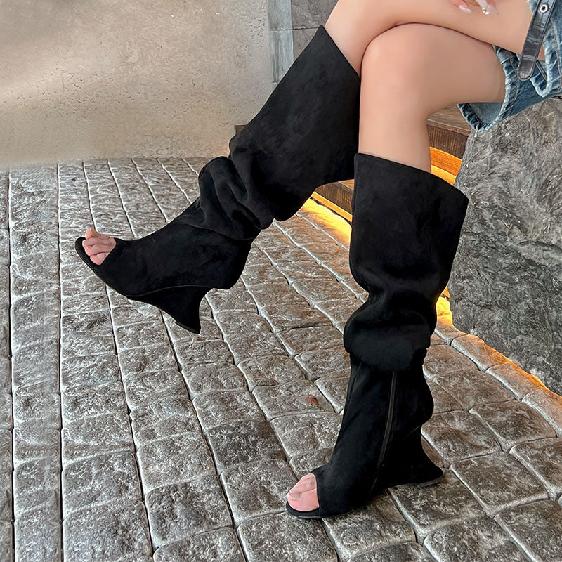 Fashion Personality Zipper High-heel Boots Women