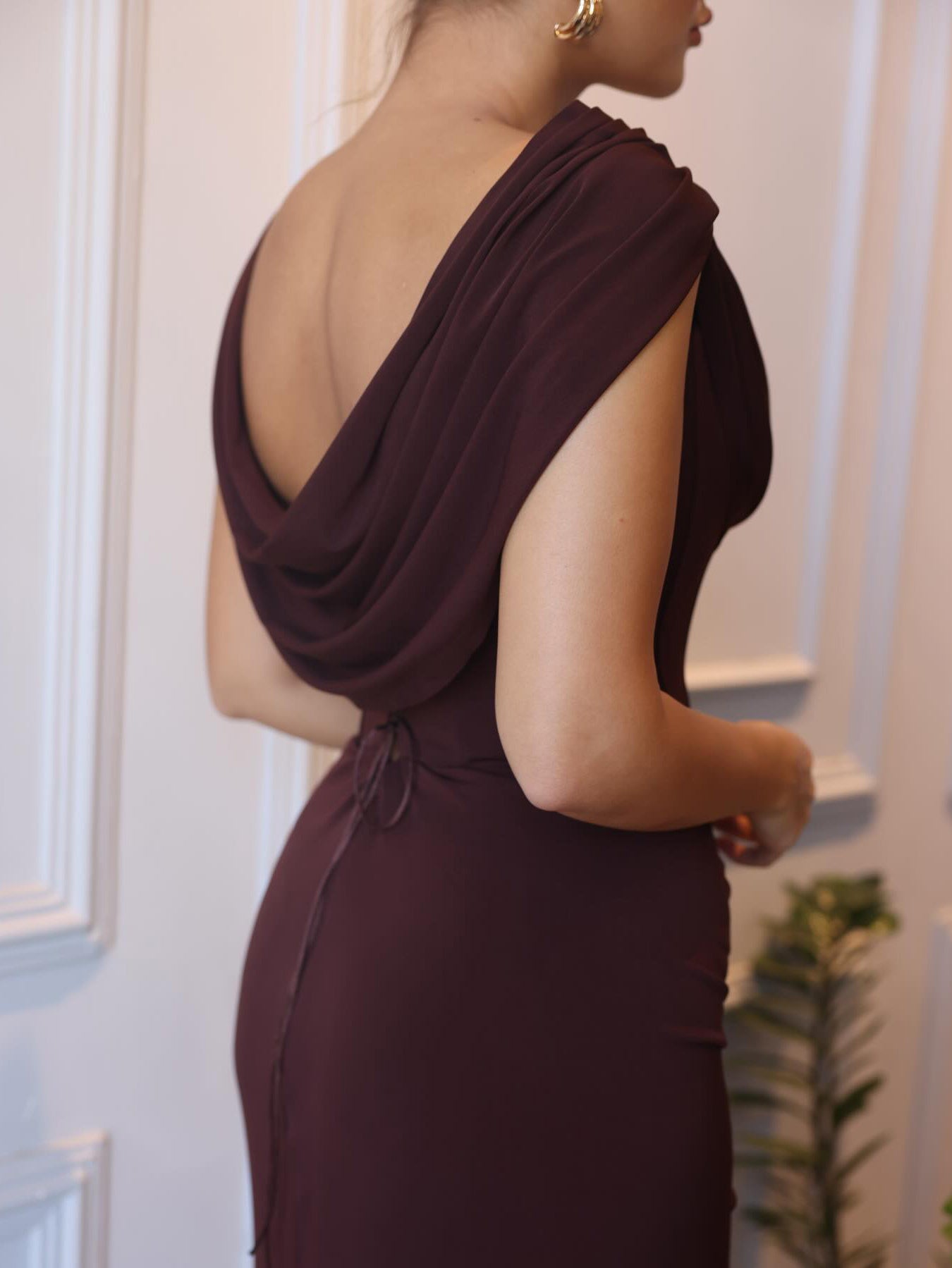 Brown Swoosh Collar Sleeveless Maxi Dress