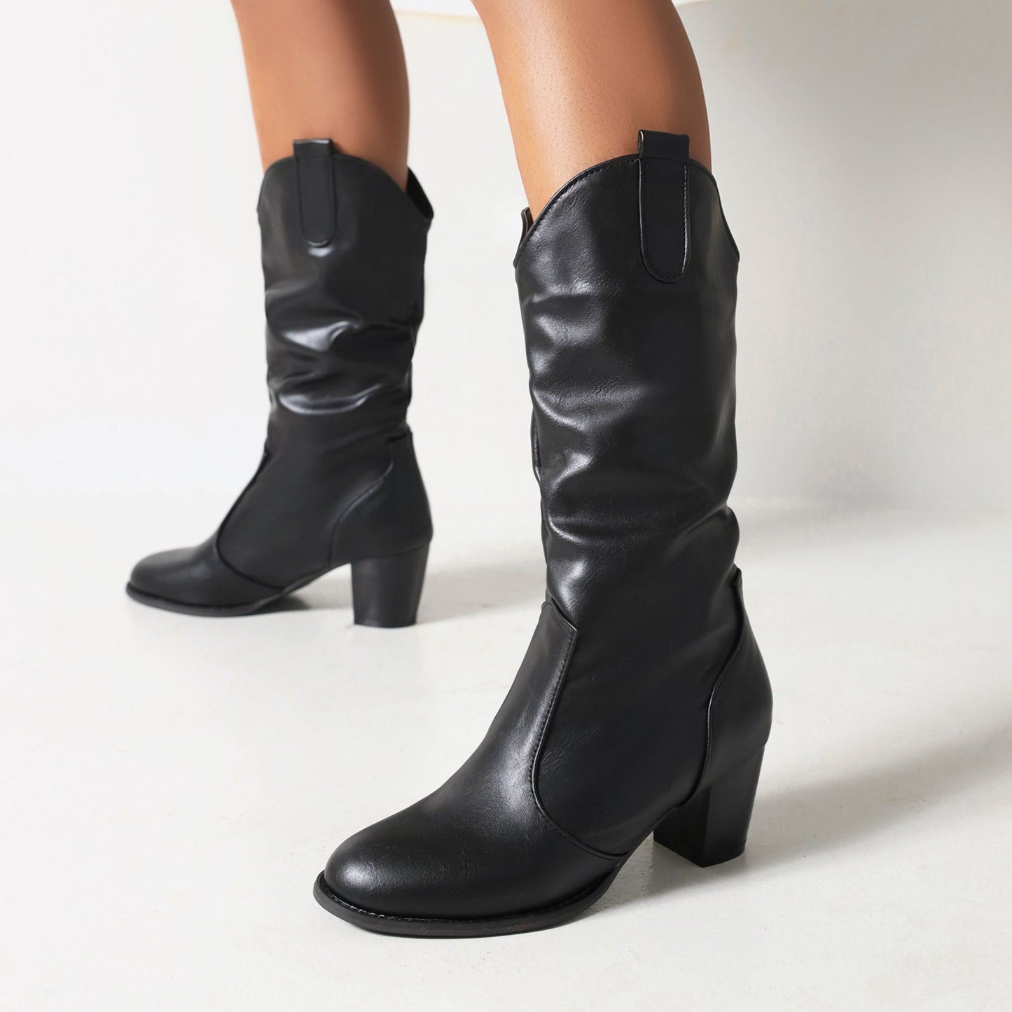 Simple Women's Fashion Leather Boots