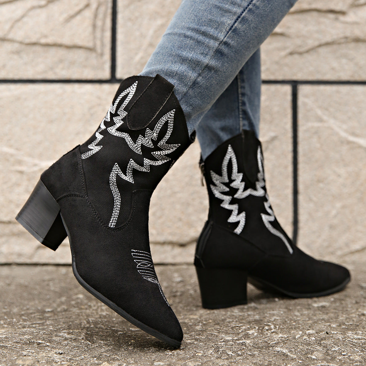 Korean Fashion Pointed-toe Slip-on Platform Fashion Casual Plus Size Women's Boots